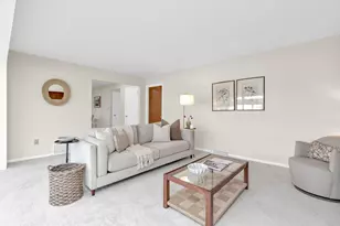 908 Clubview Blvd N, Columbus, OH 43235 - Photo 18