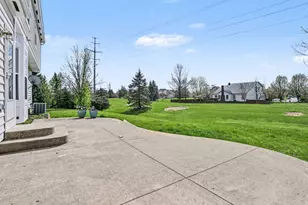 3956 Mead Dr, Powell, OH 43065 - Photo 10