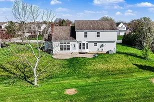 3956 Mead Dr, Powell, OH 43065 - Photo 8