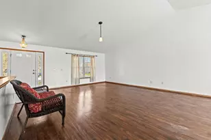 1145 Valley Dr, Marysville, OH 43040 - Photo 6