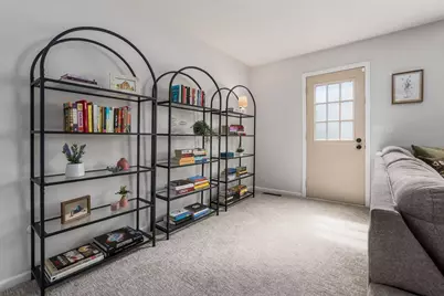 5733 N High Street, Worthington, OH 43085 - Photo 8