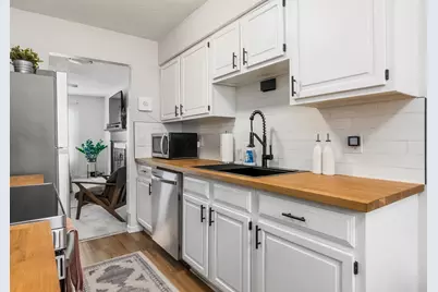 5733 N High Street, Worthington, OH 43085 - Photo 18