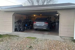 35 Valley View Dr NE, Newark, OH 43055 - Photo 12