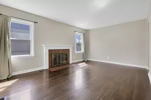 3039 Dresden St, Columbus, OH 43224 - Photo 6