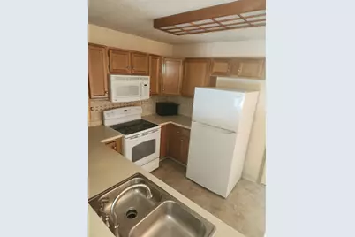 1381 Hillview Circle W, Newark, OH 43055 - Photo 6