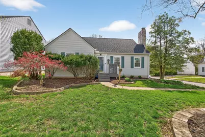 205 W Henderson Road, Columbus, OH 43214 - Photo 2