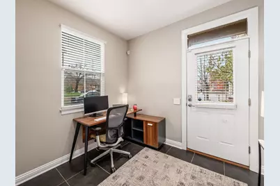 141 N 21st Street, Columbus, OH 43203 - Photo 6