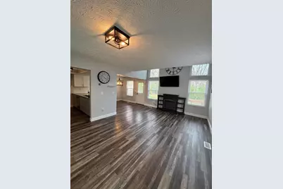 3176 Westmills Drive, Columbus, OH 43204 - Photo 6