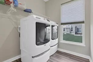 619 Black Hawk Dr, Marysville, OH 43040 - Photo 18