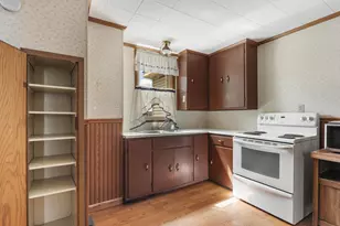 457 Half Ave, Circleville, OH 43113 - Photo 8