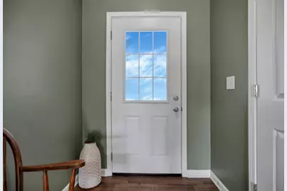 414 Quincy Circle, London, OH 43140 - Photo 4