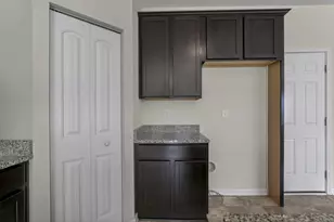 1519 Lewes Castle Dr, Grove City, OH 43123 - Photo 16