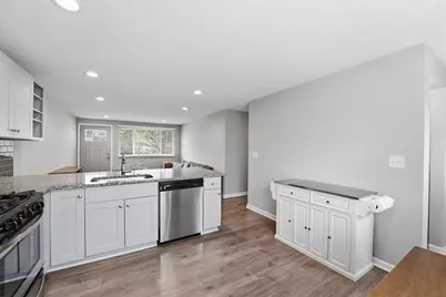 4687 Larkhall Lane, Columbus, OH 43229 - Photo 8