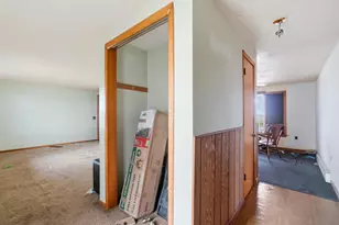 9750 Middle Point Rd, Van Wert, OH 45891 - Photo 8