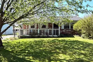 3811 Glenfield Rd, Columbus, OH 43232 - Photo 1