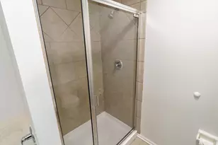 704 Park St, Columbus, OH 43215 - Photo 28