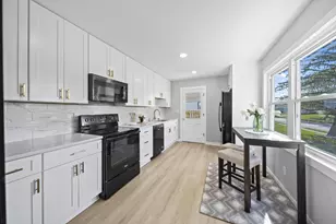 2096 Colfax Ave, Columbus, OH 43224 - Photo 12