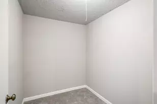 2621 Ipswick Cir, Columbus, OH 43224 - Photo 26