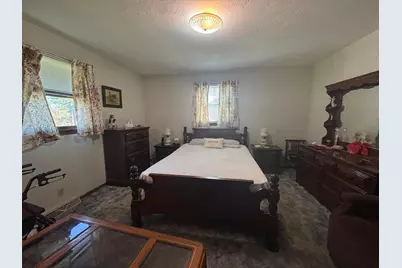 310 Marsha Lane, Zanesville, OH 43701 - Photo 12