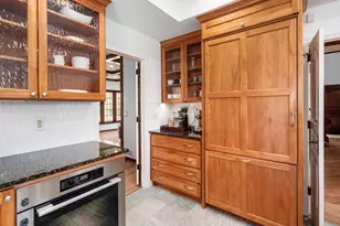 2484 Danvers Ct, Columbus, OH 43220 - Photo 32