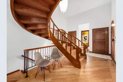 2484 Danvers Court, Columbus, OH 43220 - Photo 10