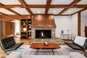 2484 Danvers Ct, Columbus, OH 43220 - Photo 18