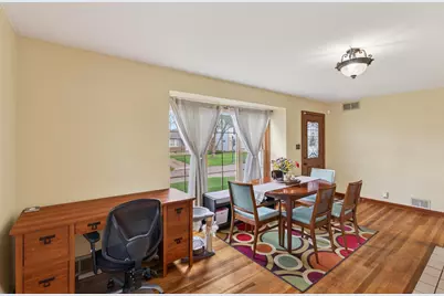 121 S Southampton Avenue, Columbus, OH 43204 - Photo 10