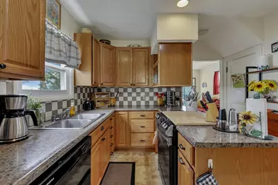 356 Lakeshore Drive W, Hebron, OH 43025 - Photo 18
