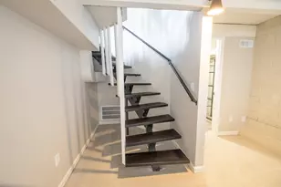 5437 Worthington Forest Pl E, Columbus, OH 43229 - Photo 12