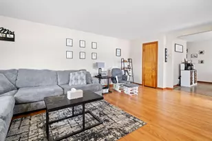 185 E Cedar St, Mount Gilead, OH 43338 - Photo 6