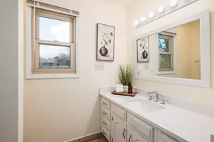 327 Whetstone Dr W, Powell, OH 43065 - Photo 16