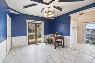 326 E 3rd St, Ashland, OH 44805 - Photo 6