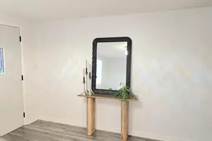 570 N Ohio Ave, Columbus, OH 43203 - Photo 6