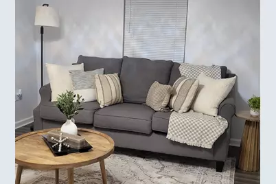 570 N Ohio Avenue, Columbus, OH 43203 - Photo 4