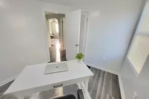 570 N Ohio Ave, Columbus, OH 43203 - Photo 18