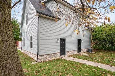 1605 Elmwood Avenue, Columbus, OH 43212 - Photo 20