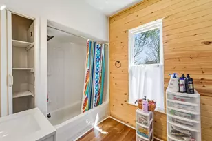 204 S Main St, Ashley, OH 43003 - Photo 32