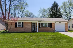 415 Denwood Dr S, Gahanna, OH 43230 - Photo 2
