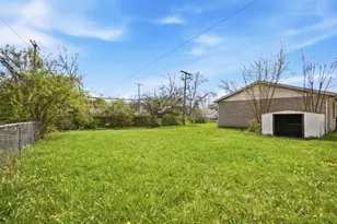 758 Demorest Rd, Columbus, OH 43204 - Photo 24