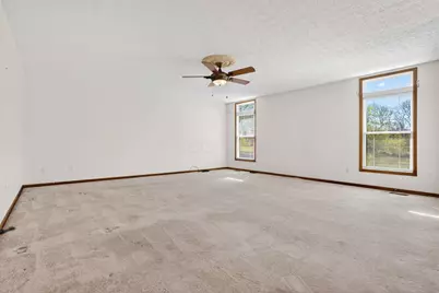 683 Scioto Meadows Boulevard, Grove City, OH 43123 - Photo 10