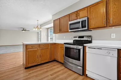 683 Scioto Meadows Boulevard, Grove City, OH 43123 - Photo 16