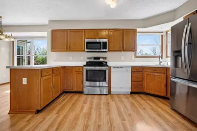 683 Scioto Meadows Boulevard, Grove City, OH 43123 - Photo 14