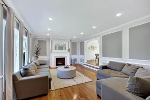 2433 Brookwood Rd, Columbus, OH 43209 - Photo 8