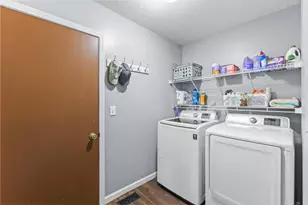 7866 Dolmen Dr, Blacklick, OH 43004 - Photo 16