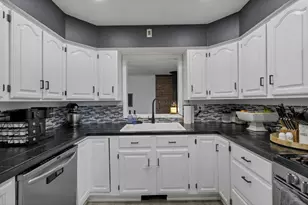 2021 Rainbow Dr NE, Lancaster, OH 43130 - Photo 16