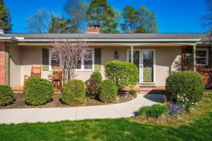 1490 Pemberton Dr, Columbus, OH 43221 - Photo 4