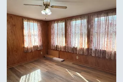 1408 Beckett Avenue, Cambridge, OH 43725 - Photo 22