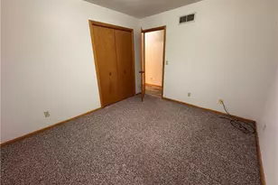 1408 Beckett Ave, Cambridge, OH 43725 - Photo 12