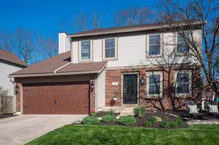 3710 Newell Dr, Columbus, OH 43228 - Photo 2