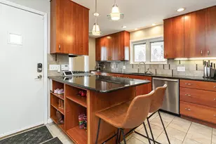 55 S Merkle Rd, Columbus, OH 43209 - Photo 10